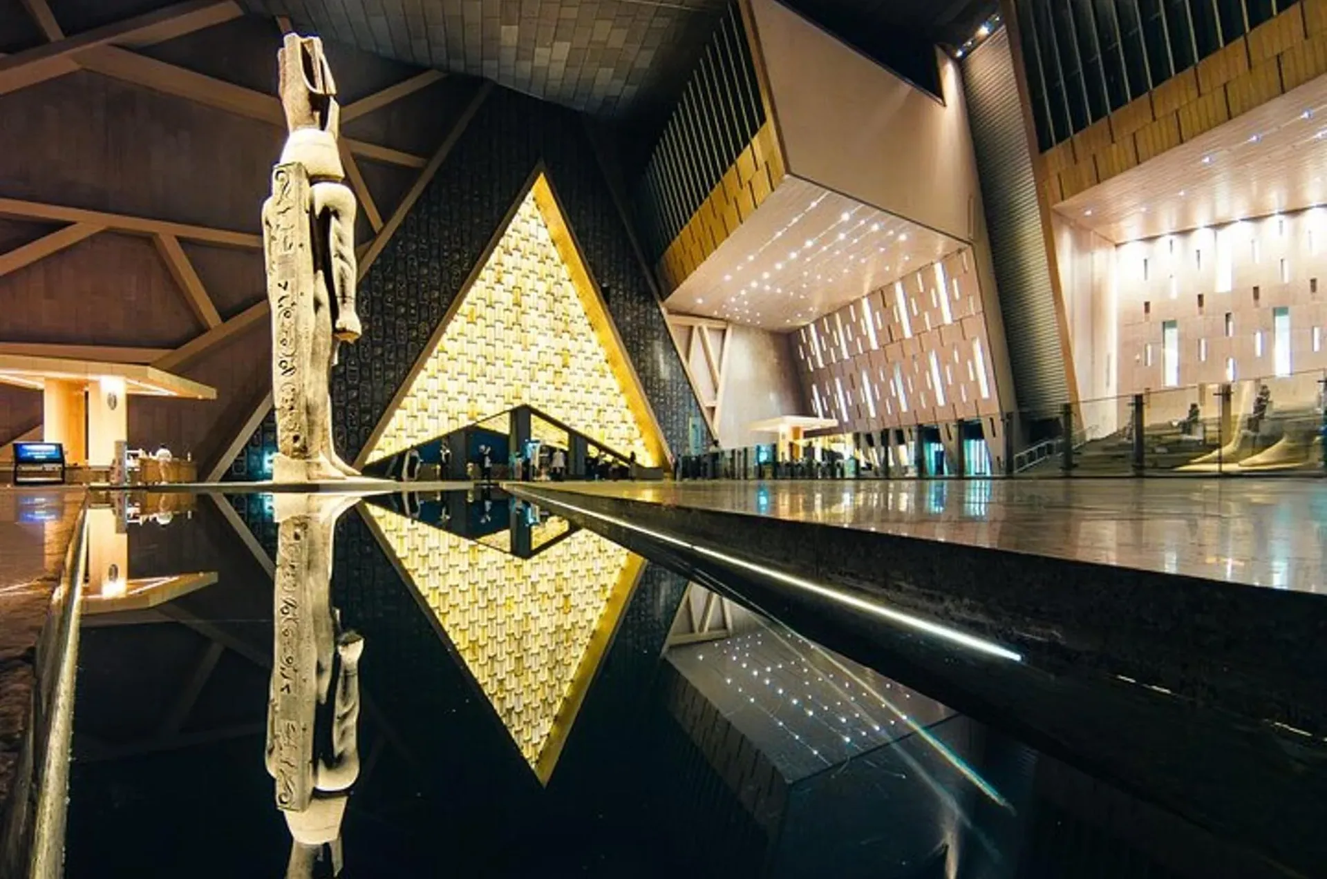 Cairo + NEW Grand Egyptian Museum (Bus)